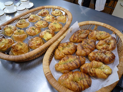 作ったパンの画像